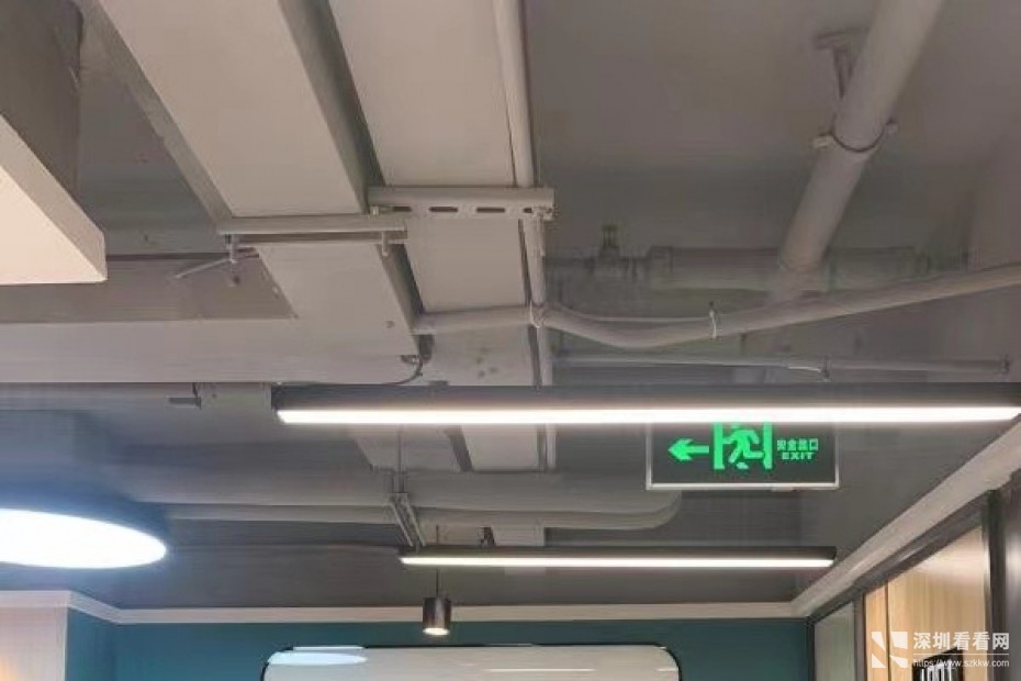 外国工作签证精装小办公室业主直租有红本租赁凭证