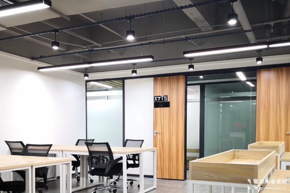 前海香缤国际金融中心2-15人间精装修无中介费