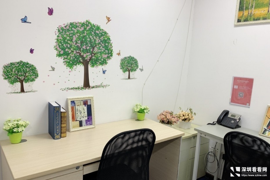 华强北上海宾馆对面雷圳大厦小型办公室出租费用全包式