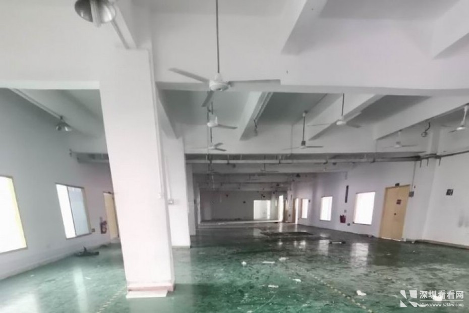 深圳平湖新出2楼2200平厂房出租可办环评