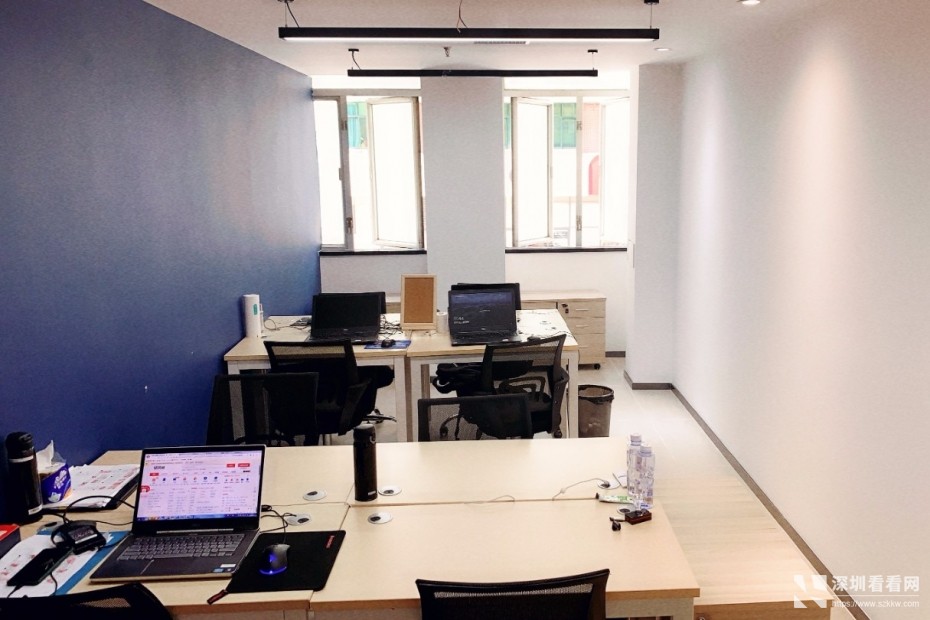 福田创客室自带美感的办公室带家私网络赠红本