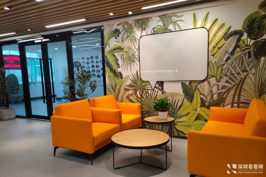 创业的小团队个人办公独立工作室写字楼办公室拎包办公