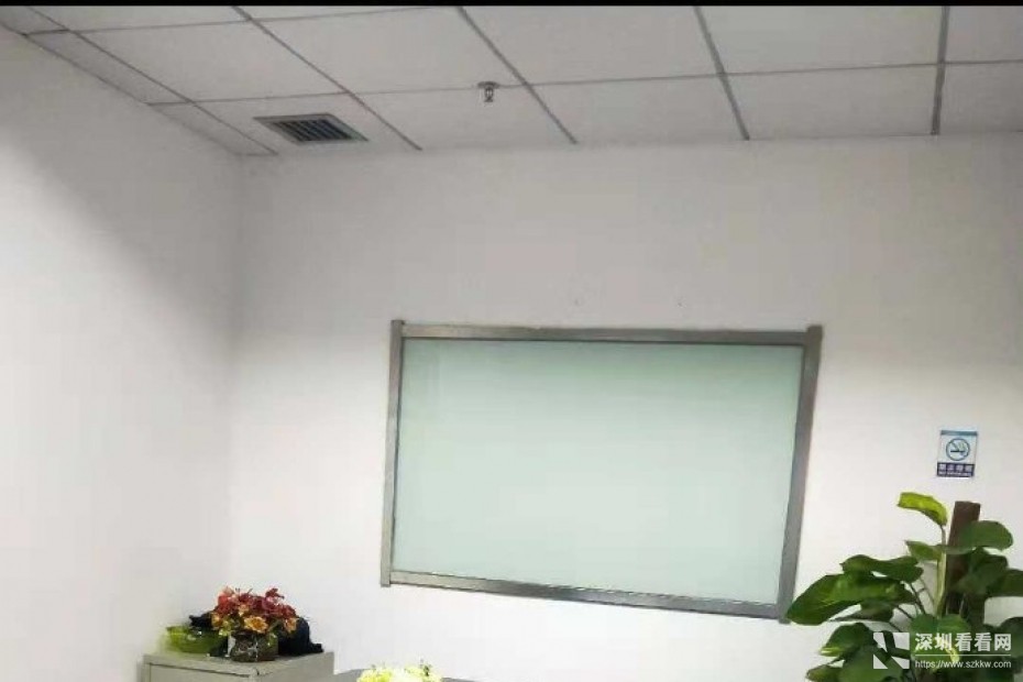 华强北地铁口全新精装联合独立办公室1人至10人送红本