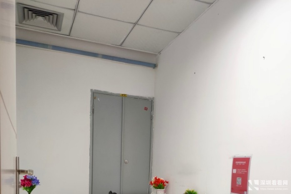 南油正地铁口精装办公室带家私空调实用率高停车位充足