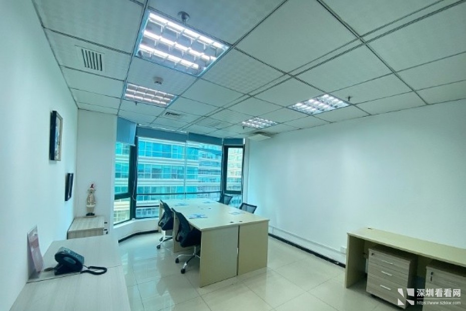 龙华民治15平至80平精装办公室出租配红本可注册